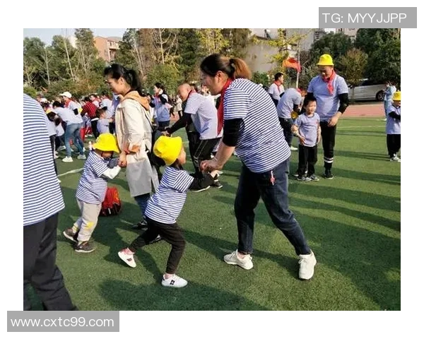 女生篮球明星转场瞬间展现运动魅力与青春活力的精彩瞬间